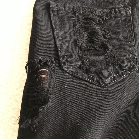 Brandy Melville Pants - Brandy Melville super cute Shorts...